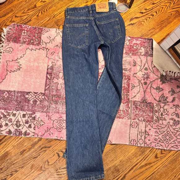 NWT Vintage Levi's 562 DEADSTOCK Blue Jeans - W26 L32 - Picture 9 of 16